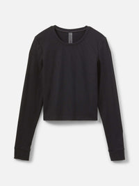 SuperForm Rib Longsleeve in black, slightly cropped, perfect for layering and everyday activity.