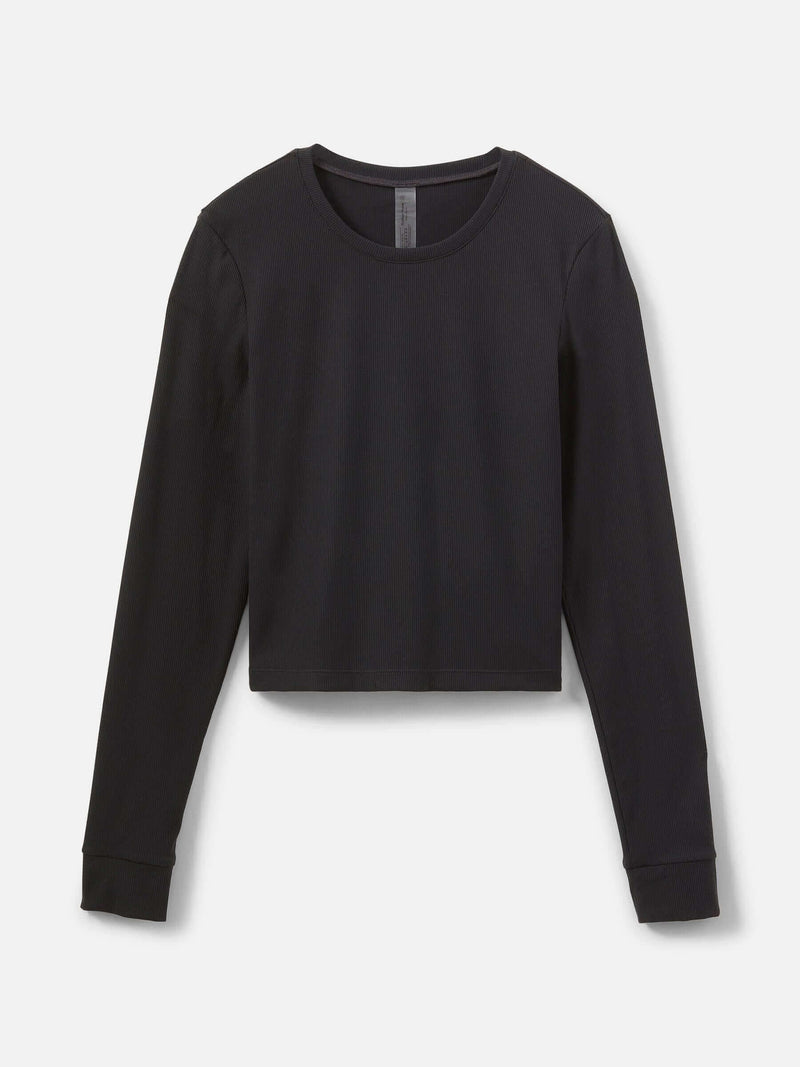 SuperForm Rib Longsleeve in black, slightly cropped, perfect for layering and everyday activity.