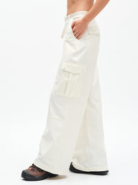 RecTrek Cargo Pant in Milkstone – side view of cargo pocket