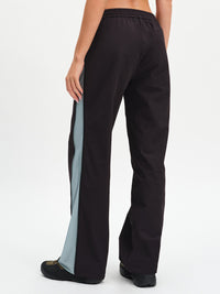 RecTrek Zip Pant in Black Multi – back three-quarter close-up