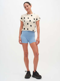 Model standing in Echo 3.5" Short in Cotton Candy, featuring a tall waistband and supportive stretch.