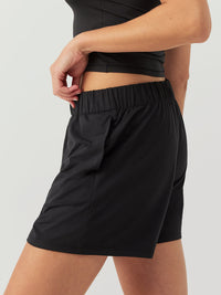 CloudKnit 3.5in Short Black 164 front