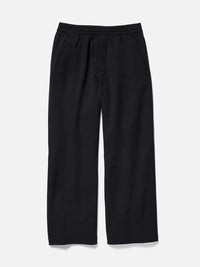 RecTrek Cropped Wide Leg Pant in black with a relaxed fit and wide-leg style for everyday comfort and activities.
