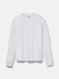 Flat lay of Everyday Classic Longsleeve in White, featuring a relaxed fit and classic long sleeves.